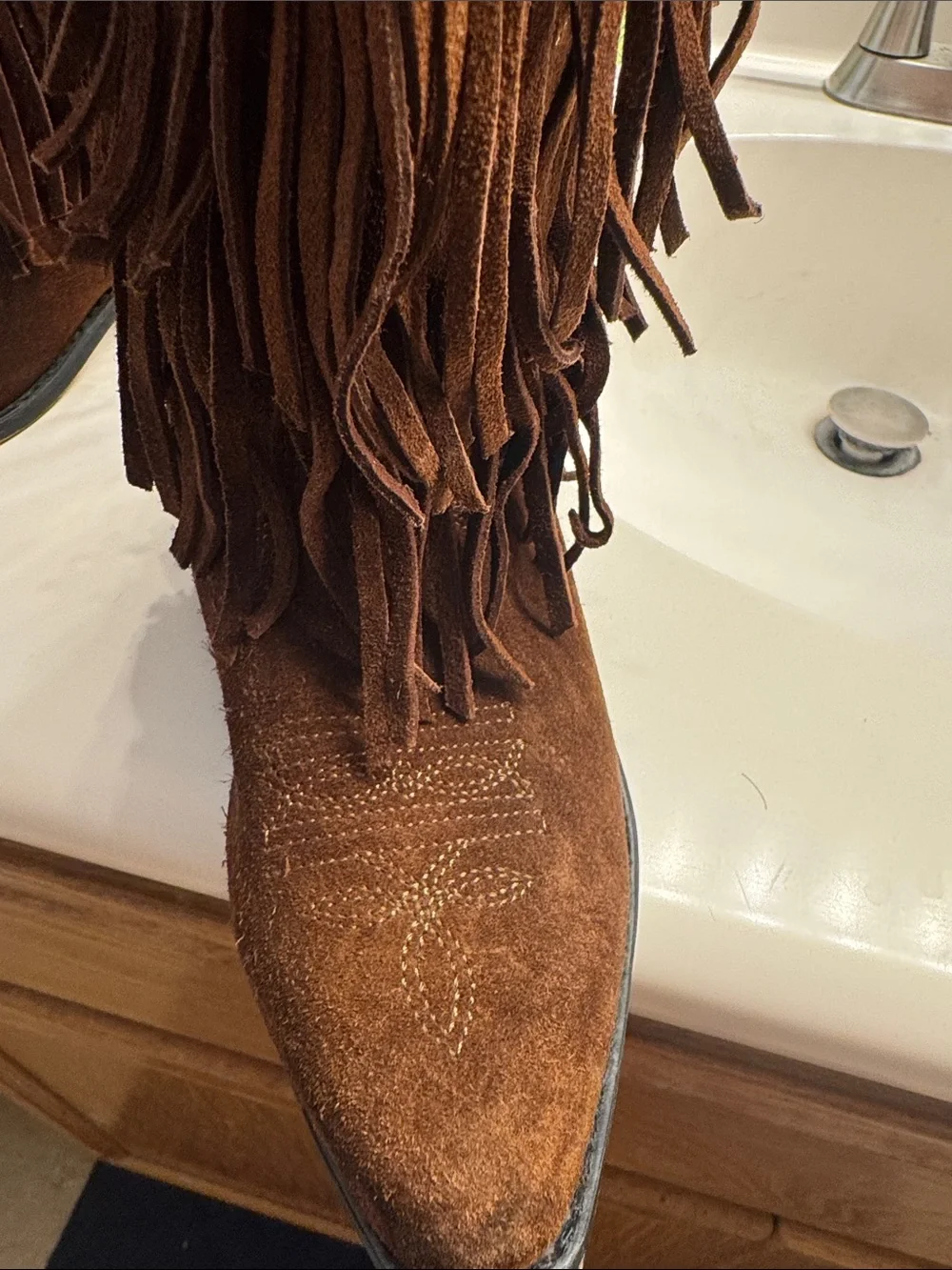 Shyanne stylish suede
